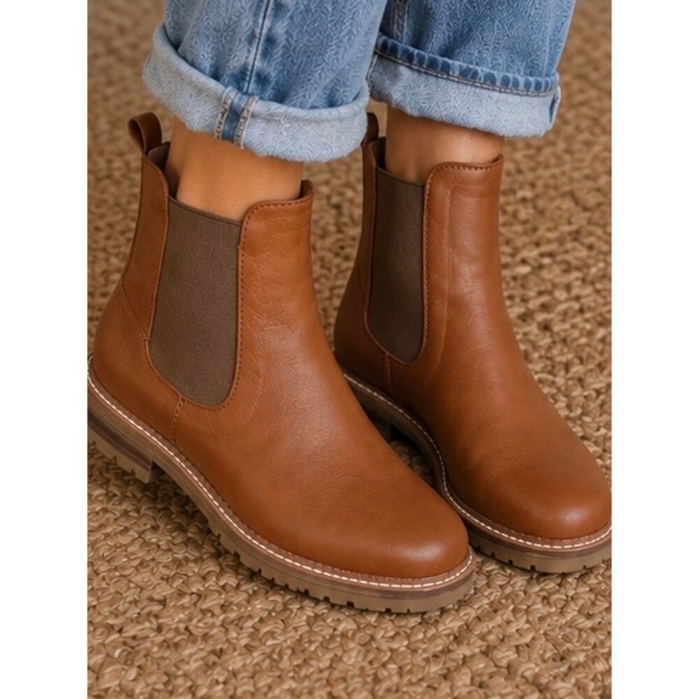 Lands’ End Women’s Cognac Brown Leather Chelsea Ankle Boots Size 7 - Picture 2 of 12